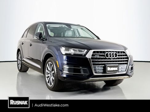 Used 2017 Audi Q7 3.0T Prestige w/ Prestige Package image 1
