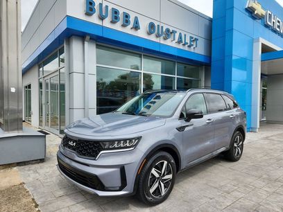 Used 2023 Kia Sorento S w/ Panoramic Sunroof Package