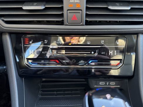 New 2026 Volkswagen Jetta SEL image 21