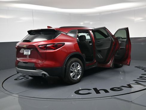 Used 2020 Chevrolet Blazer LT FWD image 17