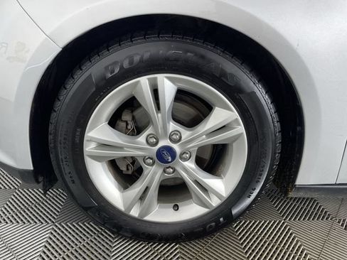 Used 2013 Ford Focus SE FWD image 16