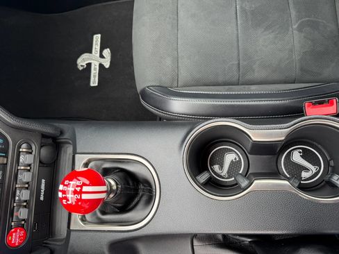 Used 2017 Ford Mustang Shelby GT350 RWD image 27