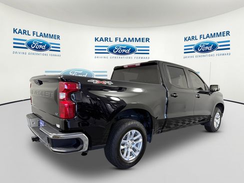 Used 2022 Chevrolet Silverado 1500 LT image 3