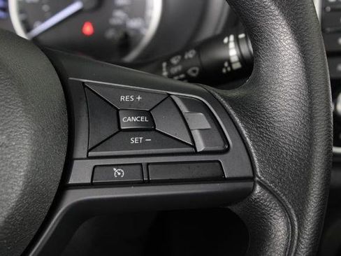 Certified 2025 Nissan Kicks Play S image 27