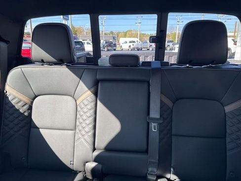 New 2026 GMC Canyon Denali image 23