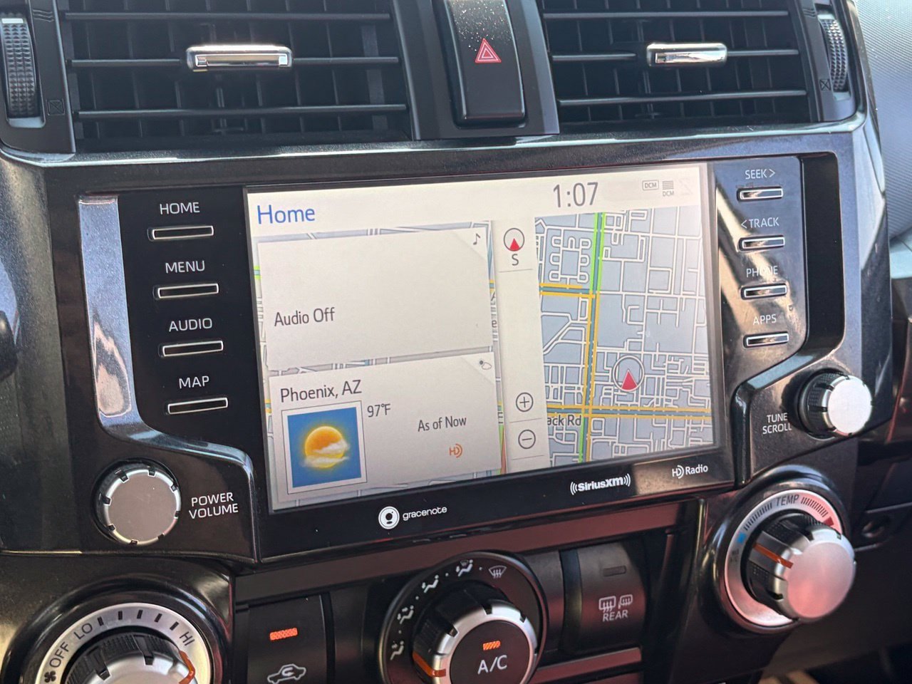 Used 2020 Toyota 4Runner Venture w/ Moonroof Package AWD/4WD image 9