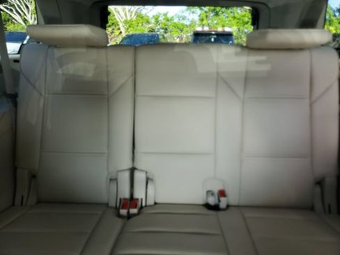 Used 2025 Cadillac Escalade ESV Sport Platinum w/ LPO, Floor Liner Package AWD/4WD image 12