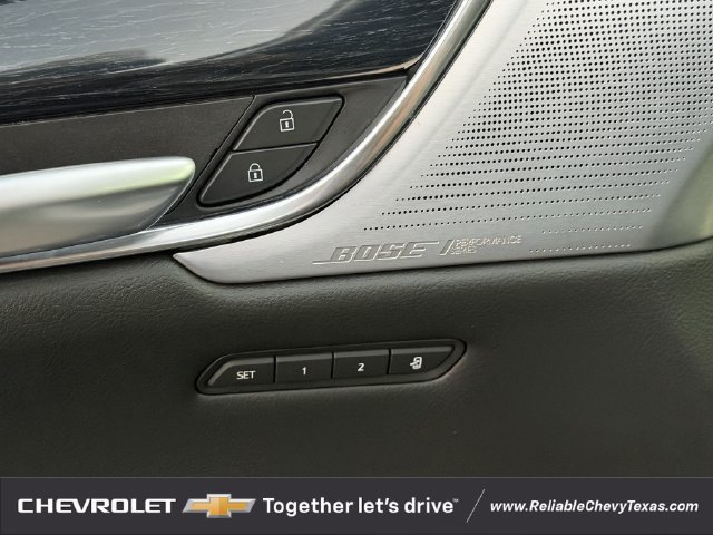Used 2025 Cadillac XT5 Premium Luxury w/ LPO, Floor Liner Package AWD/4WD image 30