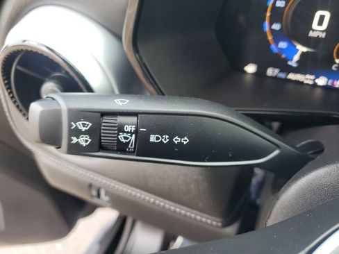 Used 2024 Chevrolet Colorado LT w/ LT Convenience Package II AWD/4WD image 13