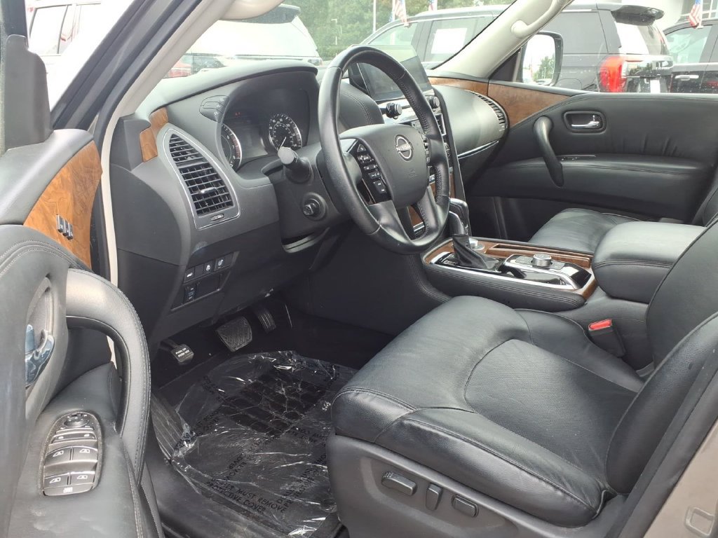 Used 2024 Nissan Armada SL AWD/4WD image 6