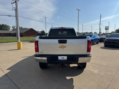 Used 2013 Chevrolet Silverado 2500 LTZ w/ LTZ Plus Package AWD/4WD image 6