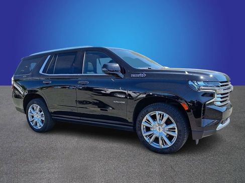 Used 2024 Chevrolet Tahoe High Country w/ Premium Package 2 AWD/4WD image 2