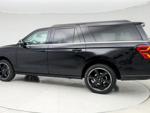 Used 2022 Ford Expedition Max Limited image 7