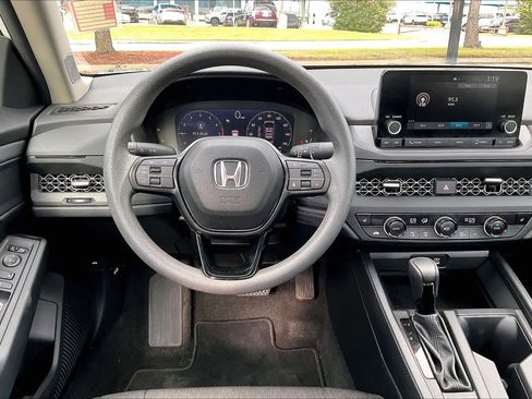 Used 2024 Honda Accord EX image 5