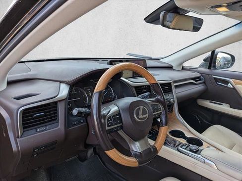 Used 2018 Lexus RX 350L image 9