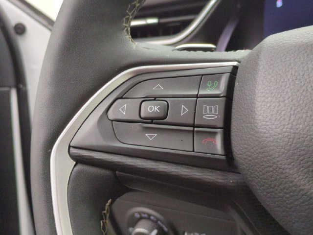 Certified 2023 Jeep Grand Cherokee L Laredo AWD/4WD image 11