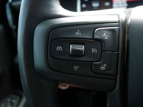 Used 2025 GMC Sierra 2500 AT4X AWD/4WD image 27