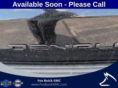 Used 2024 GMC Yukon Denali w/ Advanced Technology Package AWD/4WD image 5