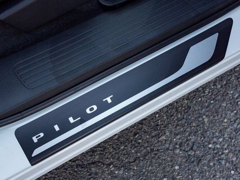 New 2026 Honda Pilot TrailSport image 28