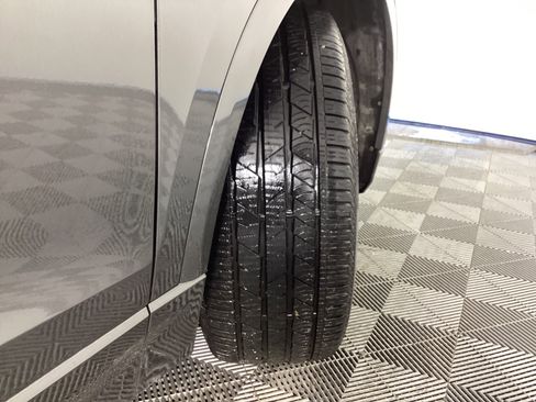 Used 2020 Audi Q8 Premium w/ Black Optic Package image 15