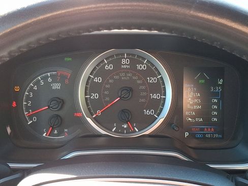 Used 2022 Toyota Corolla SE image 19