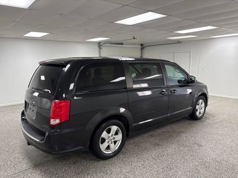 Used 2013 Dodge Grand Caravan SE image 8