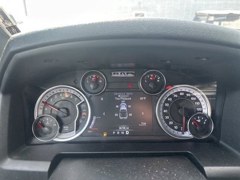 Used 2024 RAM 1500 Classic Warlock w/ Electronics Group image 12