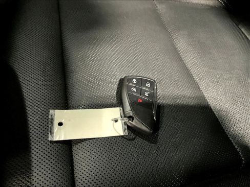 Used 2024 Chevrolet Blazer EV LT image 31