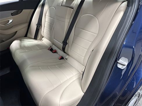 Used 2018 Mercedes-Benz C 300 4MATIC Sedan image 28