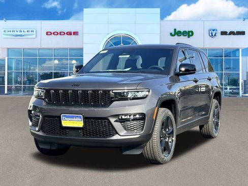 New 2024 Jeep Grand Cherokee Limited w/ Black Appearance Package image 3