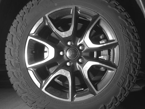 Used 2025 Jeep Compass Trailhawk AWD/4WD image 13