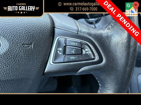 Used 2017 Ford Focus Titanium image 34