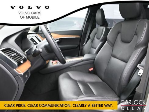 Used 2023 Volvo XC90 B6 Plus w/ Protection Package Premier image 11