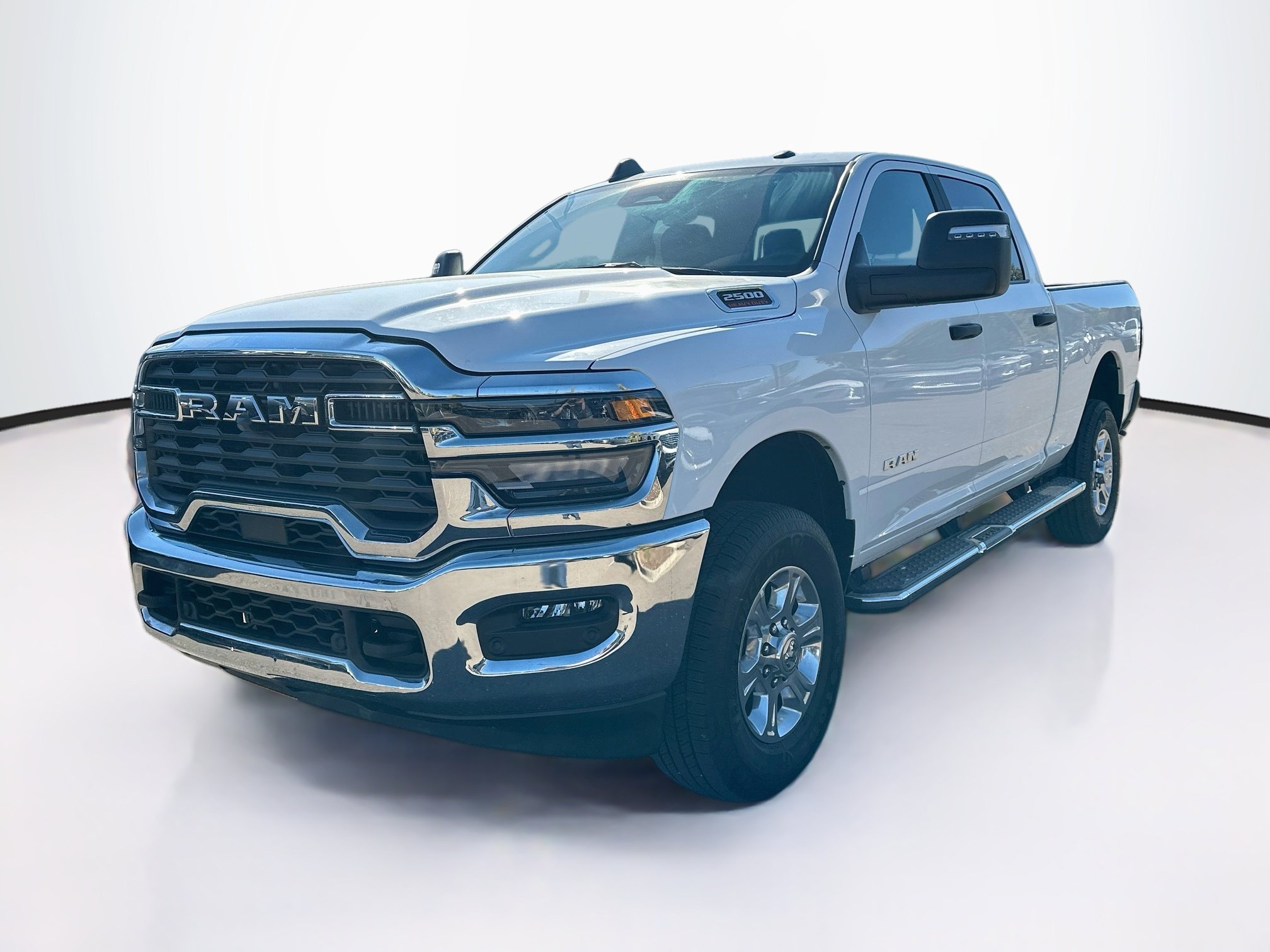 Used 2026 RAM 2500 Big Horn AWD/4WD image 3