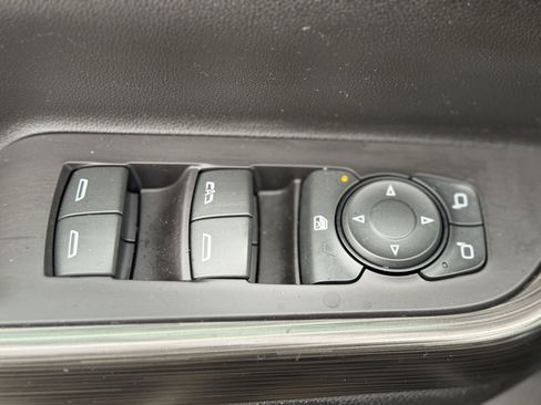 Used 2019 GMC Acadia SLT image 23