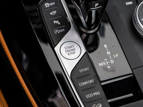 Used 2023 BMW X4 xDrive30i w/ M Sport Package image 25