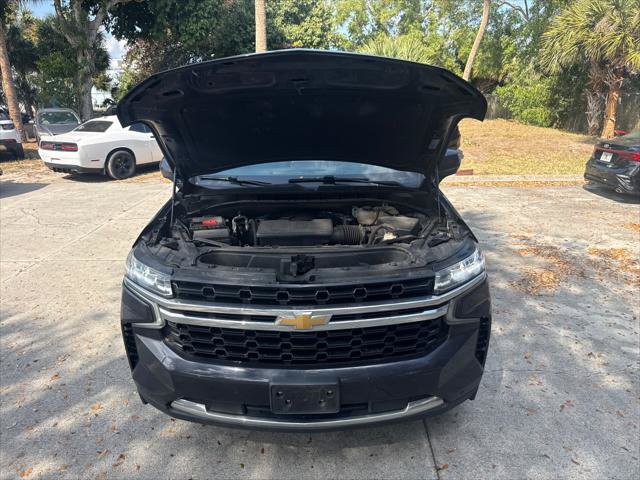 Used 2022 Chevrolet Suburban LS w/ Driver Alert Package AWD/4WD image 34