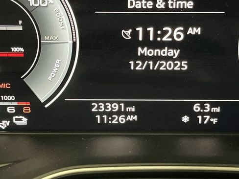 Used 2022 Audi Q5 e Prestige w/ Prestige Package image 6