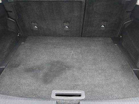 Used 2023 Nissan Rogue SV FWD image 16
