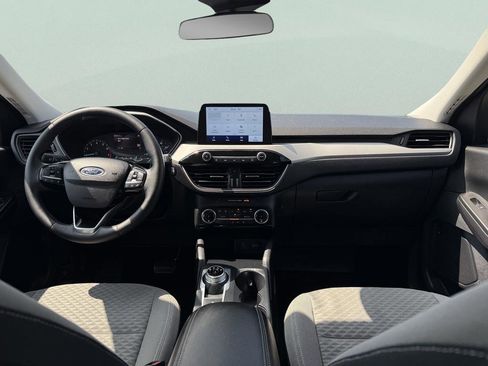 Certified 2022 Ford Escape SE w/ Convenience Package image 3