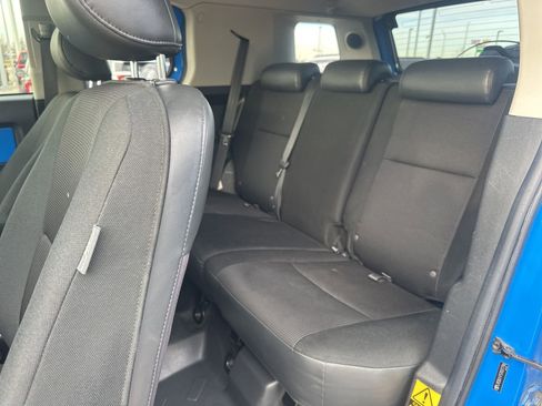 Used 2007 Toyota FJ Cruiser Base image 22