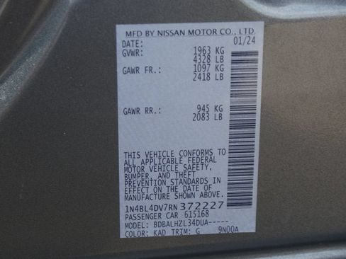 Used 2024 Nissan Altima 2.5 SV FWD image 26