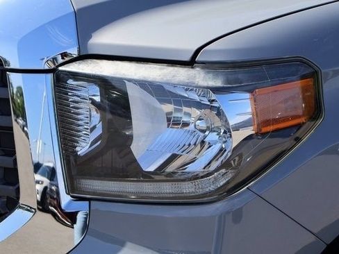Used 2019 Toyota Tundra SR5 AWD/4WD image 22