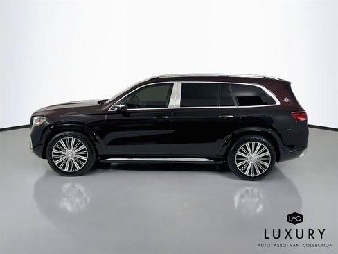 Used 2024 Mercedes-Benz Maybach GLS 600 4MATIC image 9