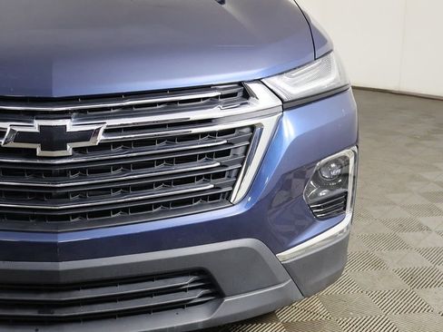 Used 2023 Chevrolet Traverse LT FWD image 14