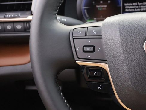 New 2026 Toyota Crown Signia image 12