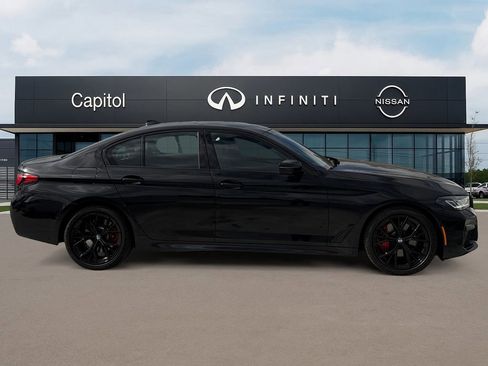 Used 2023 BMW 530i w/ M Sport Package image 4