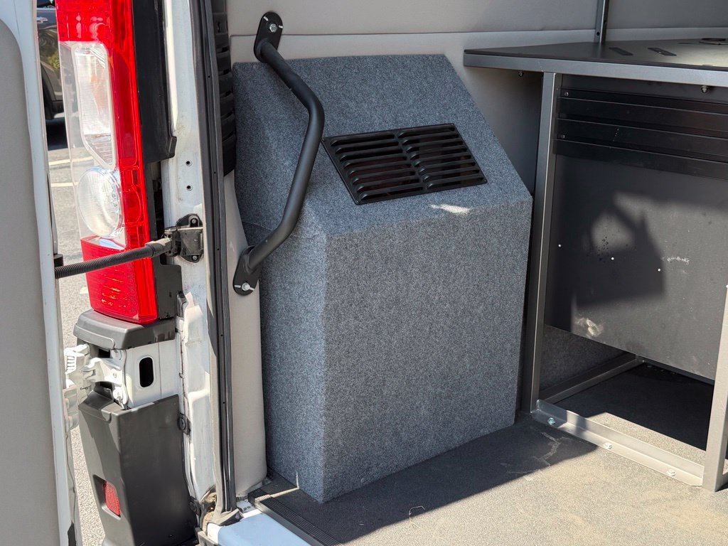 Used 2021 RAM ProMaster 1500 FWD image 24