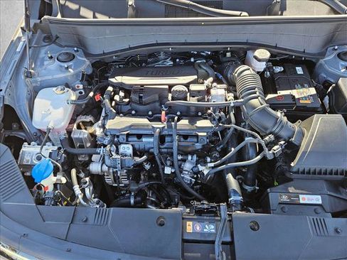 Certified 2025 Hyundai Kona Limited image 23