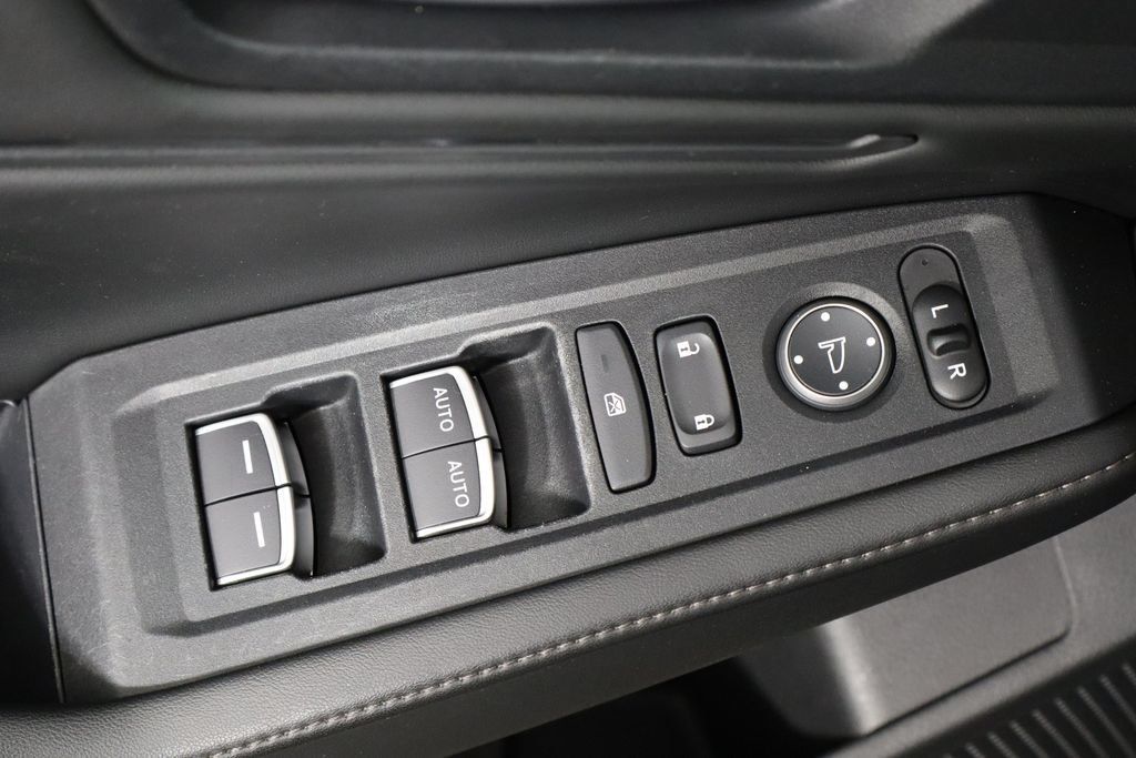 Used 2025 Honda Accord Sport image 20